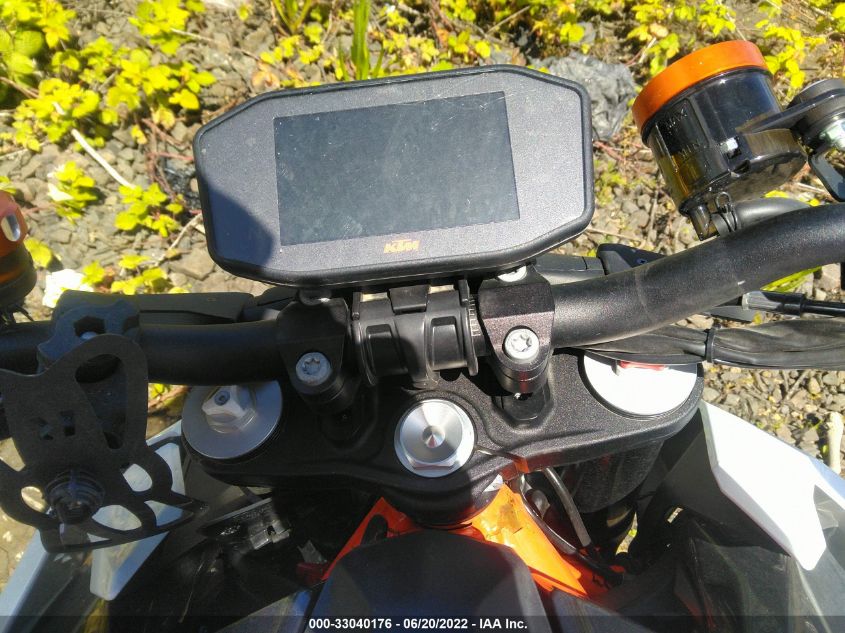 2018 KTM 1290 SUPER DUKE R VBKV3940XJM981135