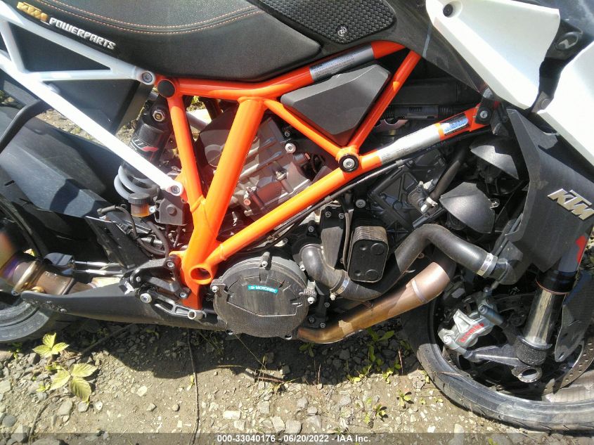 2018 KTM 1290 SUPER DUKE R VBKV3940XJM981135