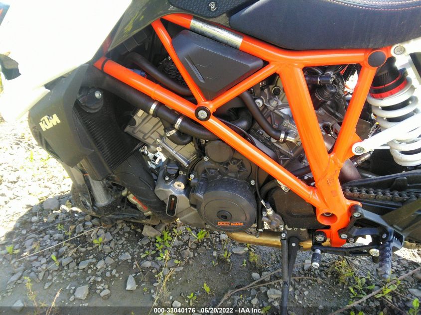 2018 KTM 1290 SUPER DUKE R VBKV3940XJM981135