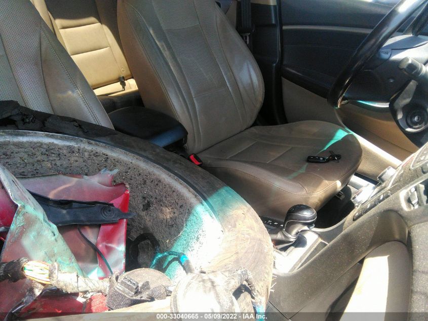 2013 HYUNDAI ELANTRA GT KMHD35LEXDU048015
