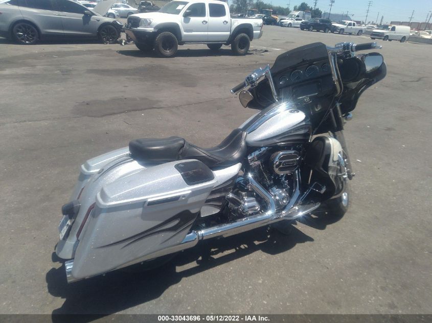 2015 HARLEY-DAVIDSON FLHXSE CVO STREET GLIDE 1HD1PXN33FB962137