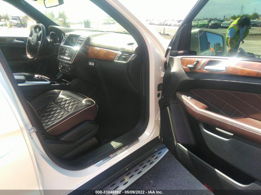 2013 MERCEDES-BENZ M-CLASS ML 550 4JGDA7DB1DA175758