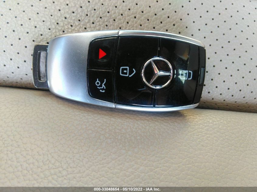 2017 MERCEDES-BENZ E-CLASS E 300 WDDZF4KBXHA204845