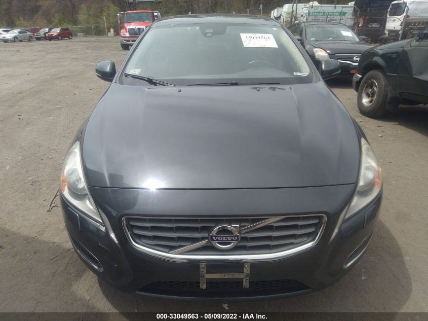 2013 VOLVO S60 T5 YV1612FS5D2230813
