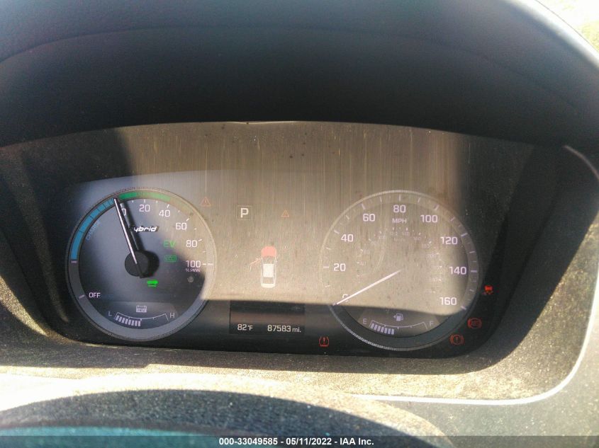2016 HYUNDAI SONATA HYBRID SE KMHE24L17GA014702