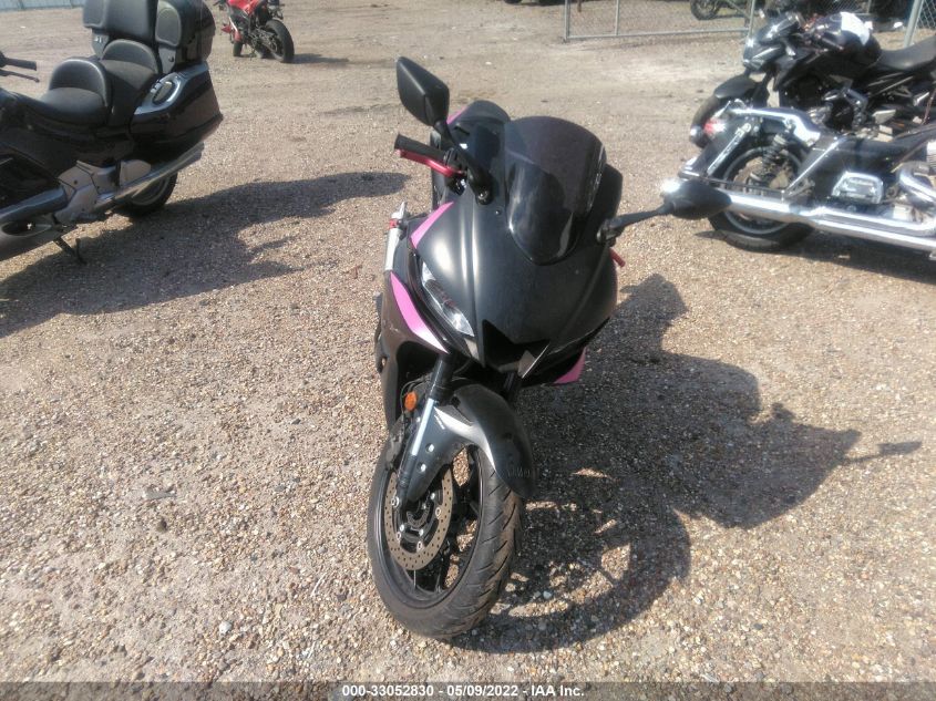 2021 YAMAHA YZFR3 A MH3RH18Y9MK007069