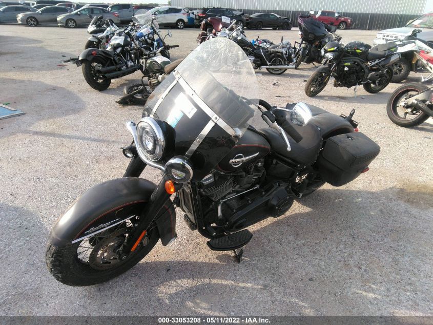 2018 HARLEY-DAVIDSON FLHCS HERITAGE CLASSIC 114 1HD1YBK10JC065878
