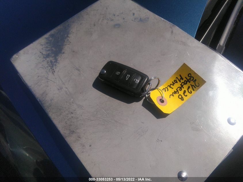 2019 VOLKSWAGEN BEETLE SE 3VWJD7AT7KM713243