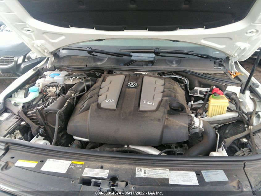 2016 VOLKSWAGEN TOUAREG LUX WVGEP9BP4GD001814