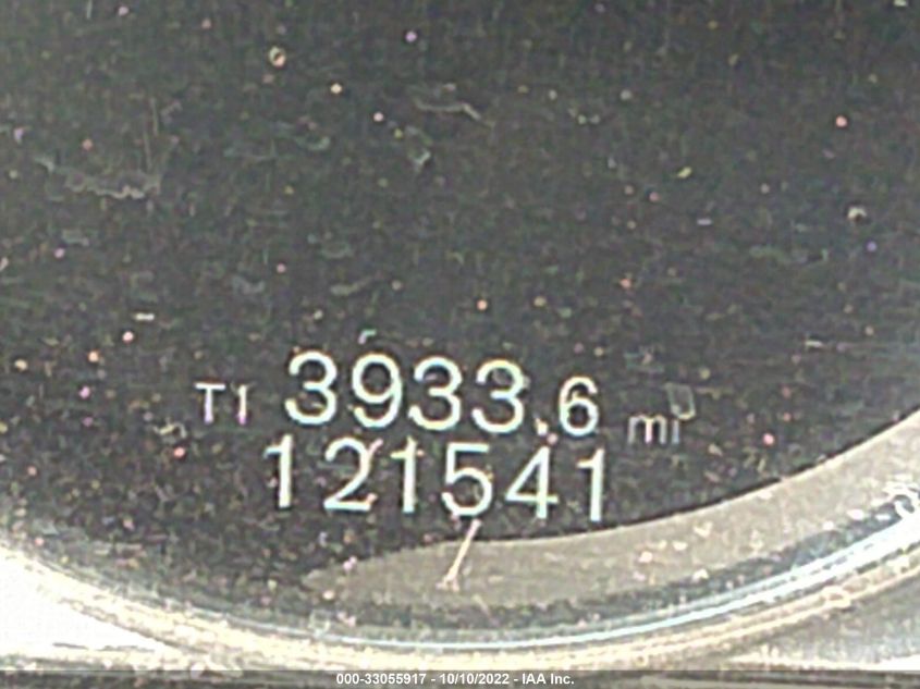 2017 VOLVO XC60 DYNAMIC YV440MDR4H2163247