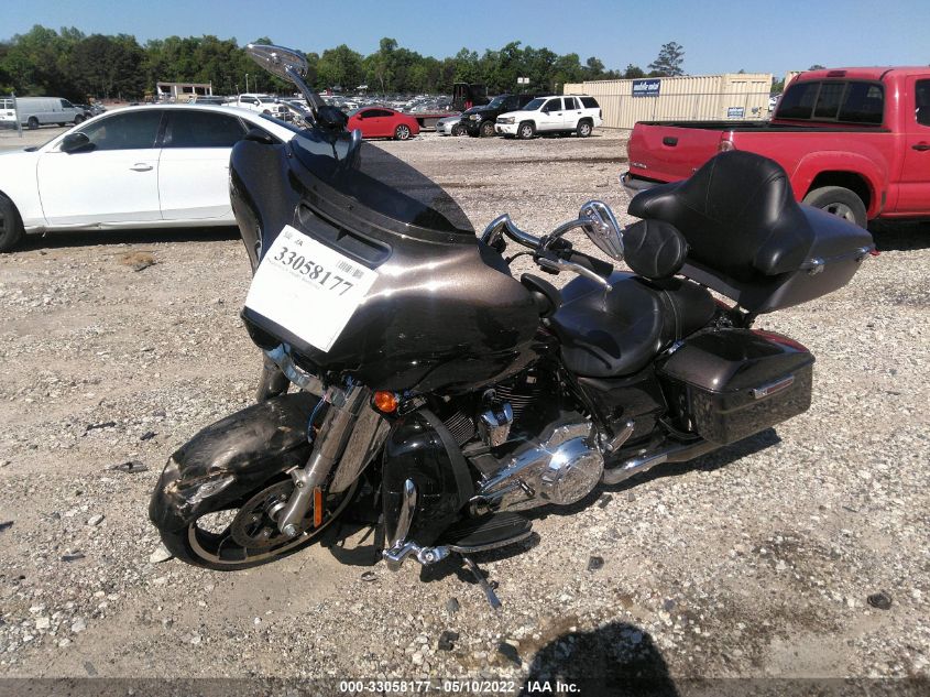 2021 HARLEY-DAVIDSON FLHX 1HD1KBC10MB626834