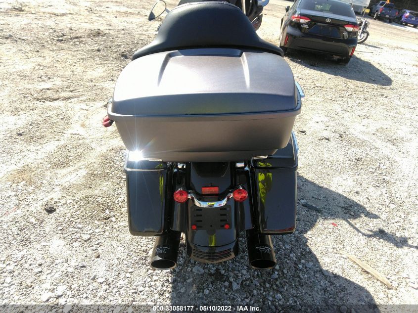 2021 HARLEY-DAVIDSON FLHX 1HD1KBC10MB626834