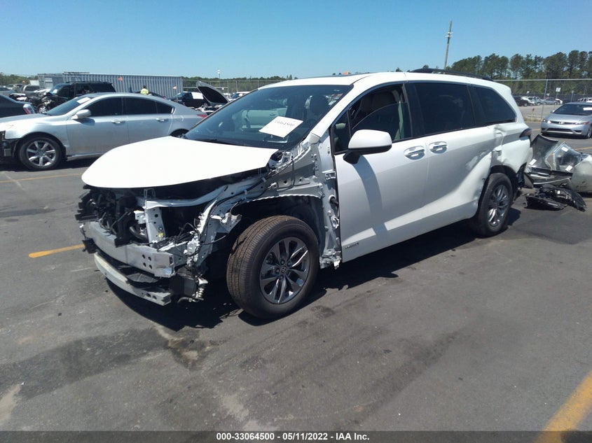 Auction sale of the 2021 Toyota Sienna , vin: 5TDYRKEC2MS012869, lot number: 33064500