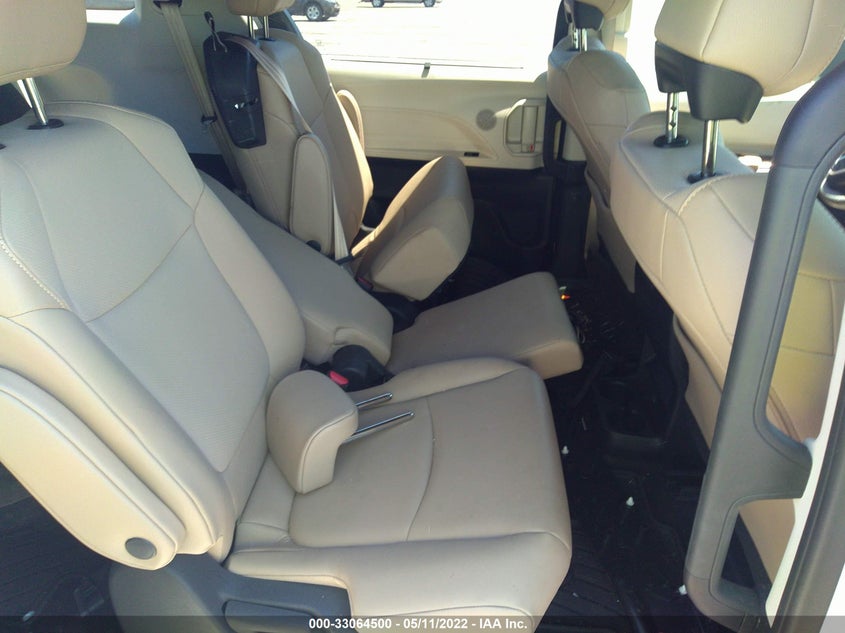 Auction sale of the 2021 Toyota Sienna , vin: 5TDYRKEC2MS012869, lot number: 33064500