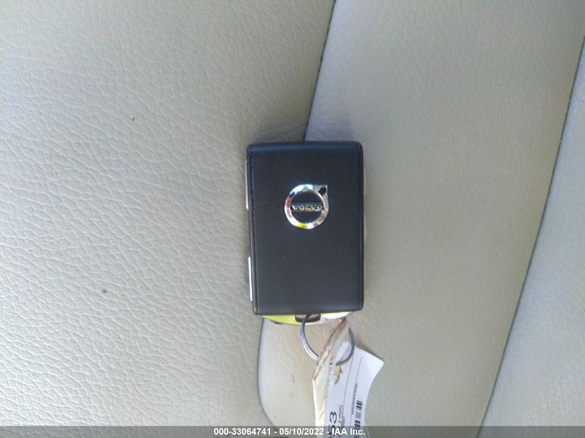 2021 VOLVO XC90 MOMENTUM YV4102CKXM1694335