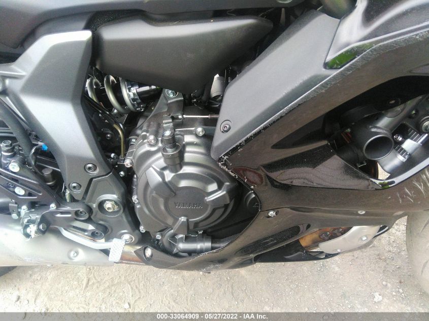 2022 YAMAHA YZFR7 JYARM38E5NA002417