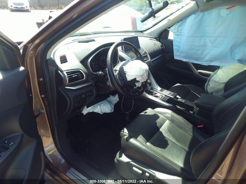 2018 MITSUBISHI ECLIPSE CROSS SE/SEL JA4AT5AA8JZ047946