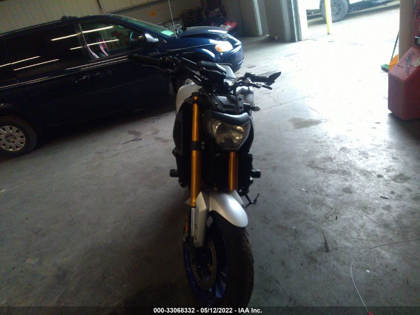 2015 YAMAHA FZ09 JYARN33E4FA008263
