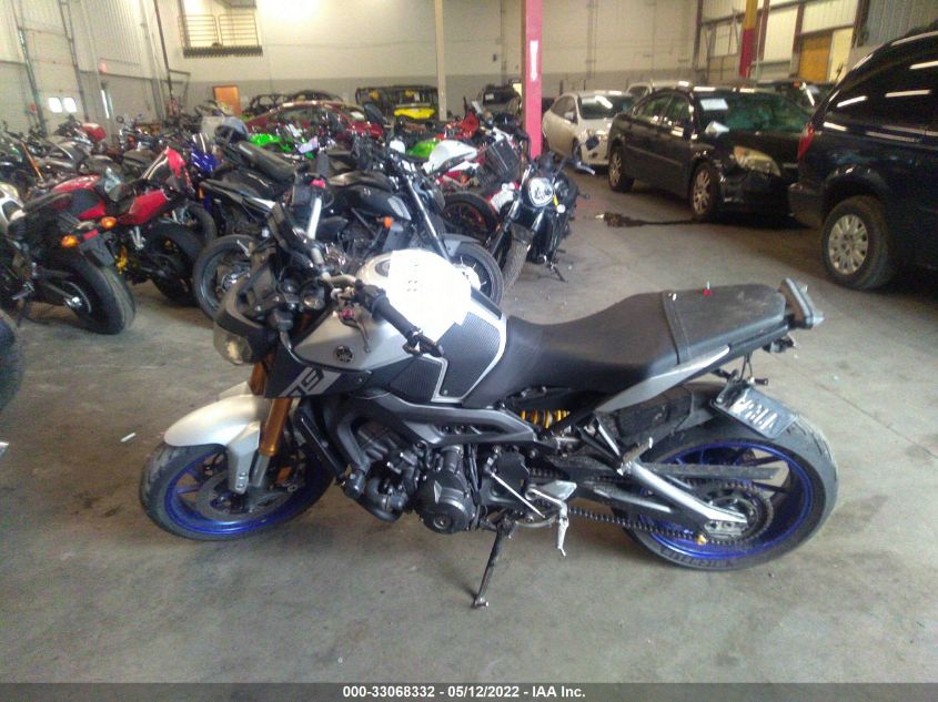 2015 YAMAHA FZ09 JYARN33E4FA008263