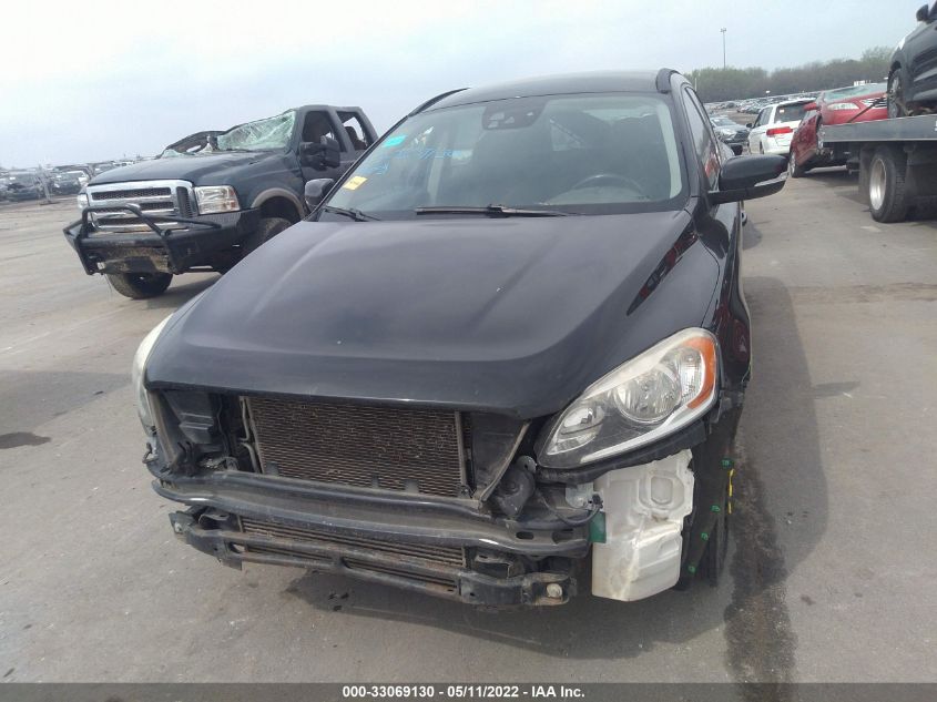 2015 VOLVO XC60 T5 DRIVE-E YV440MDJ9F2689557