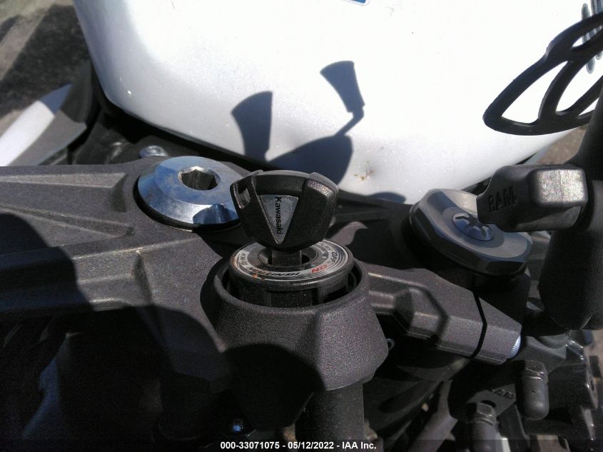 2021 KAWASAKI ZX636 K JKBZXJH12MA007902
