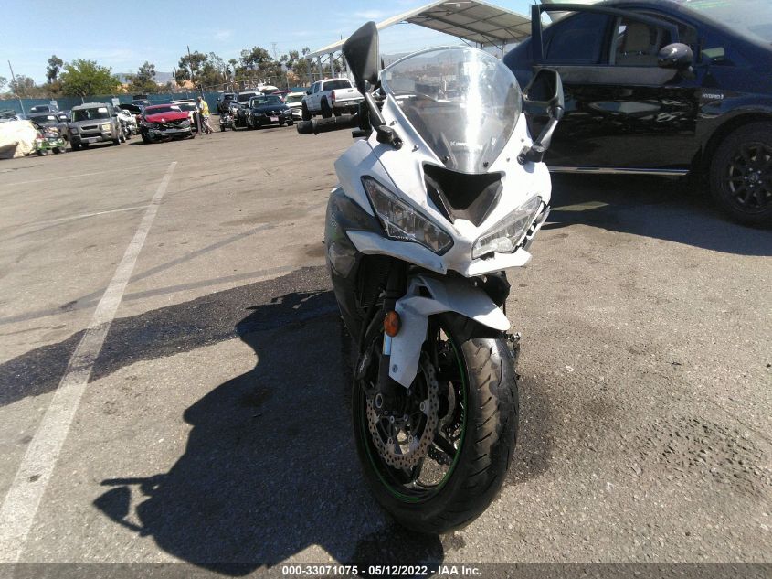 2021 KAWASAKI ZX636 K JKBZXJH12MA007902