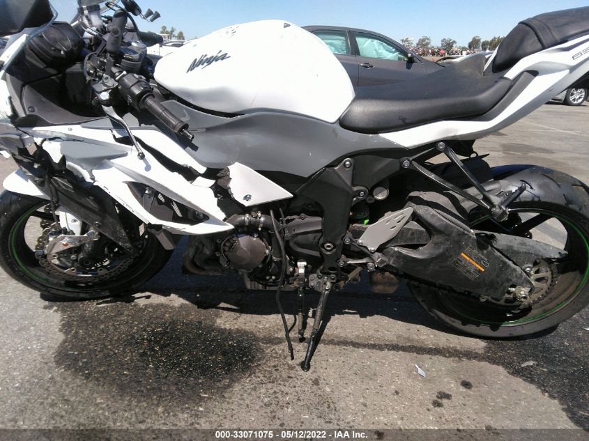 2021 KAWASAKI ZX636 K JKBZXJH12MA007902