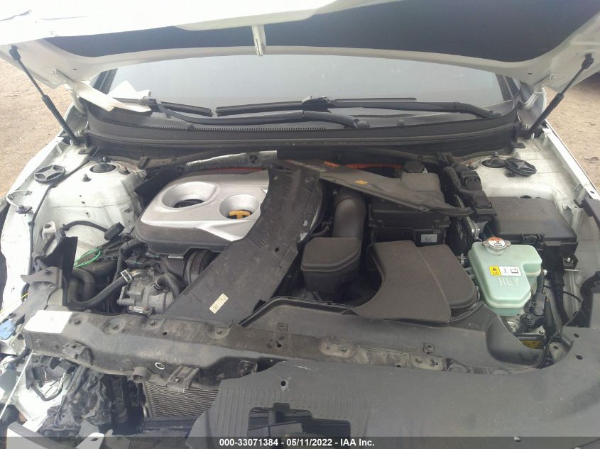 2017 HYUNDAI SONATA HYBRID SE KMHE24L32HA063373