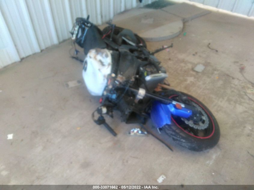 2013 KAWASAKI ZX636 E JKBZXJE16DA007051