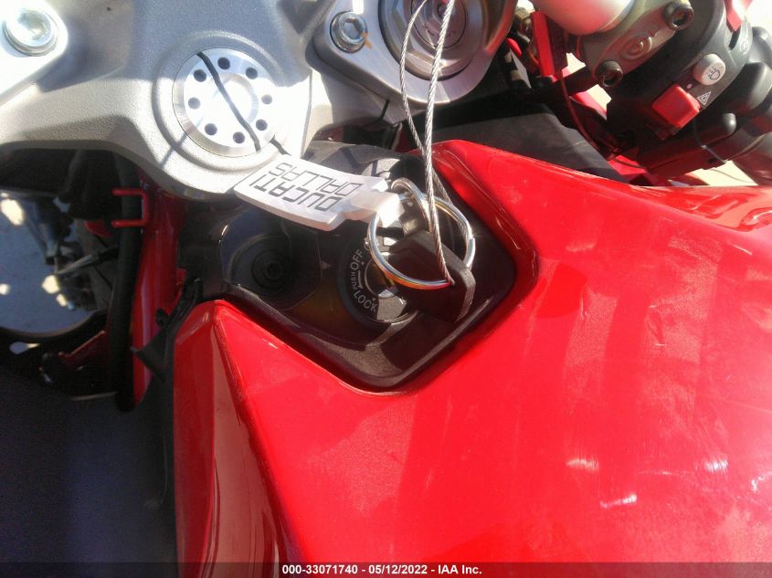 2022 DUCATI SUPERSPORT ZDMVABDS6NB003012