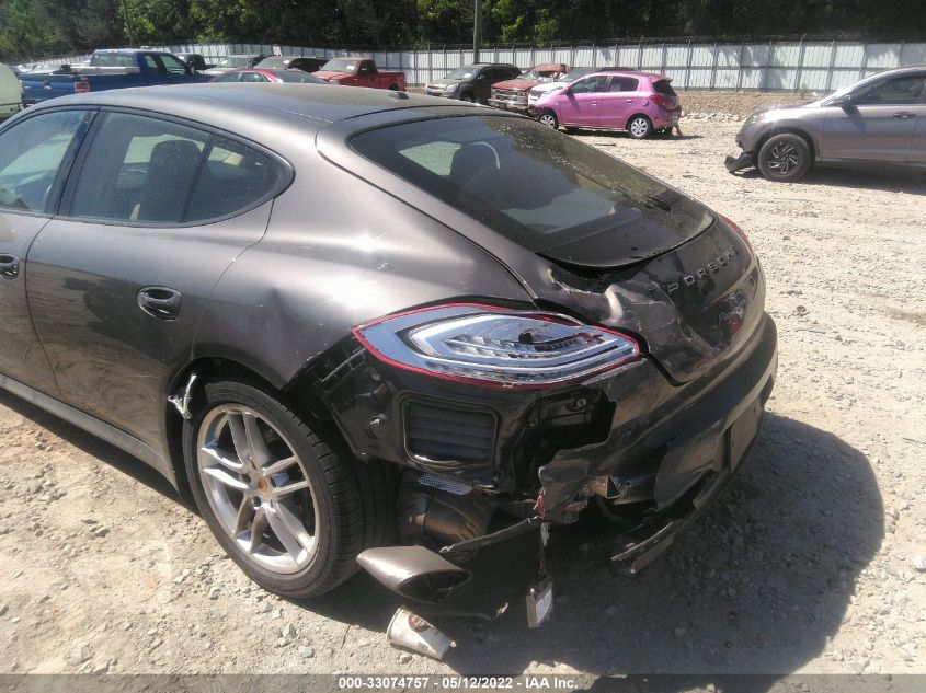 2015 PORSCHE PANAMERA 2/4 WP0AA2A74FL007095