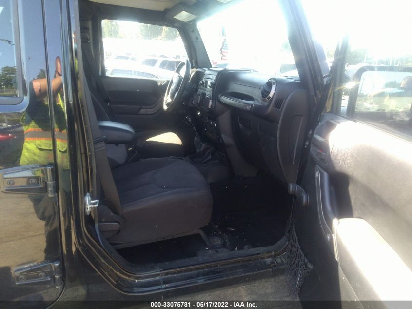 2015 JEEP WRANGLER UNLIMITED SPORT 1C4BJWDG9FL667012
