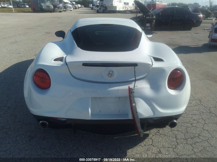 2015 ALFA ROMEO 4C ZARBAAA46FM161618