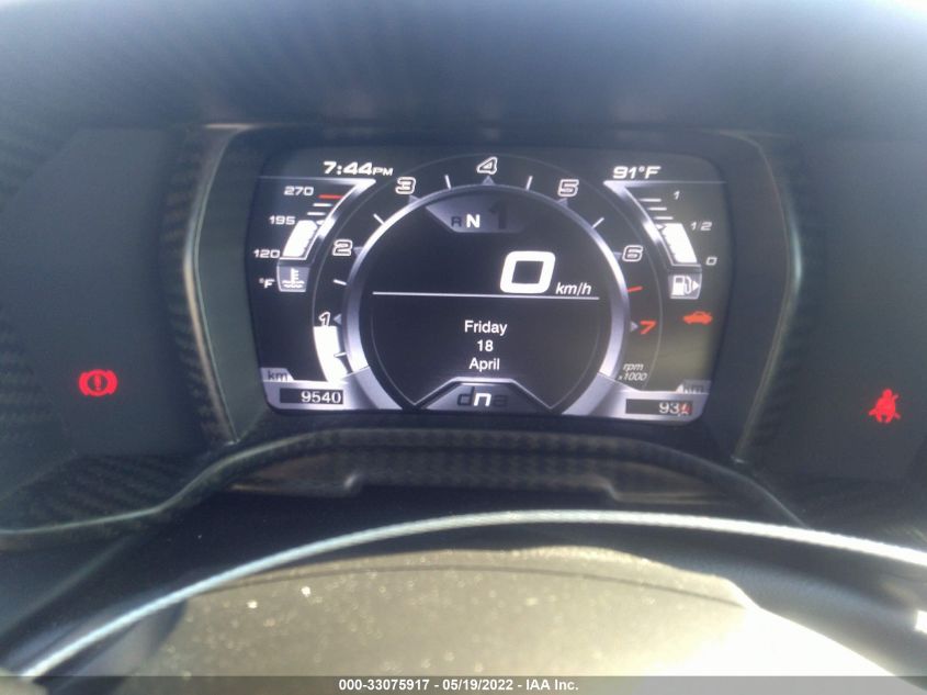 2015 ALFA ROMEO 4C ZARBAAA46FM161618