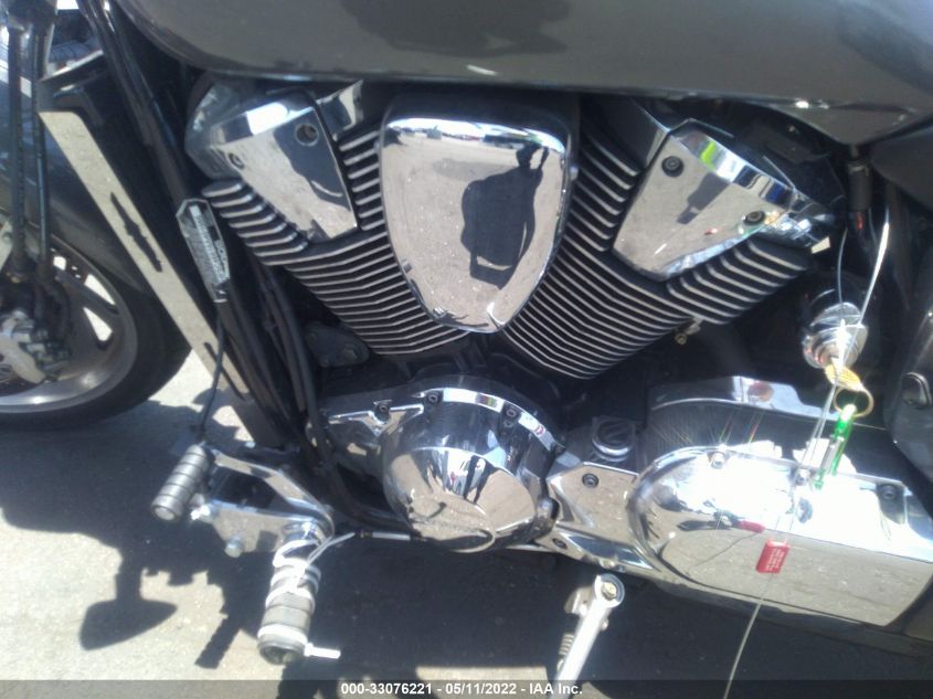 2006 HONDA VTX1800 C3 1HFSC46616A401066
