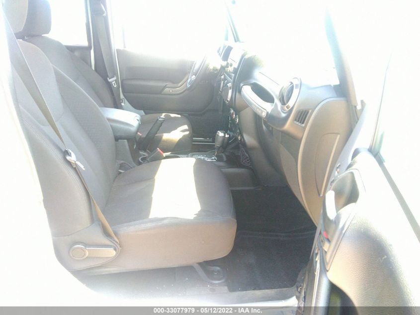 2015 JEEP WRANGLER UNLIMITED SPORT 1C4BJWDG2FL520837