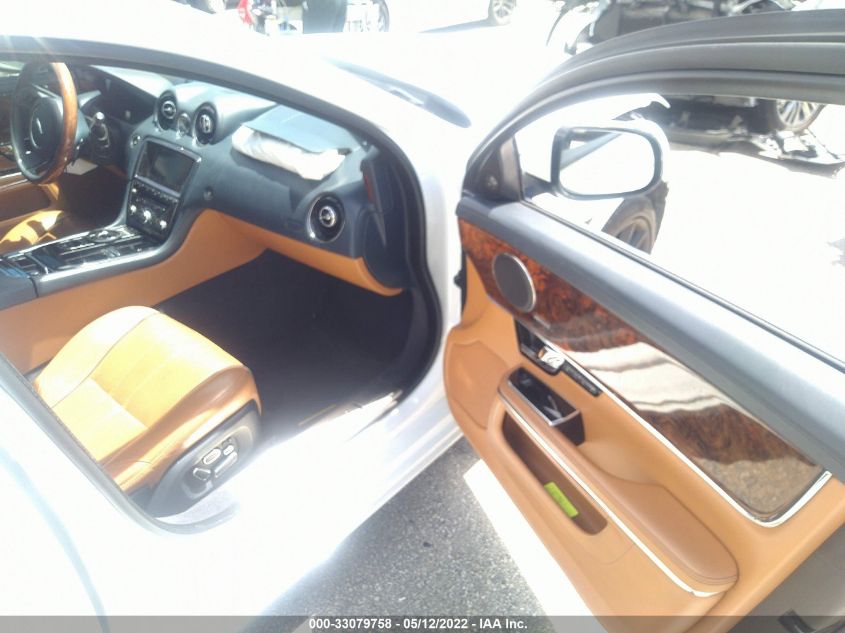 2013 JAGUAR XJ SAJWA1C7XD8V58601