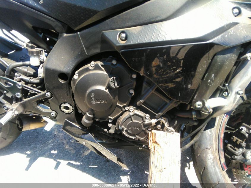 2018 YAMAHA YZFR1 C JYARN39Y4JA001744