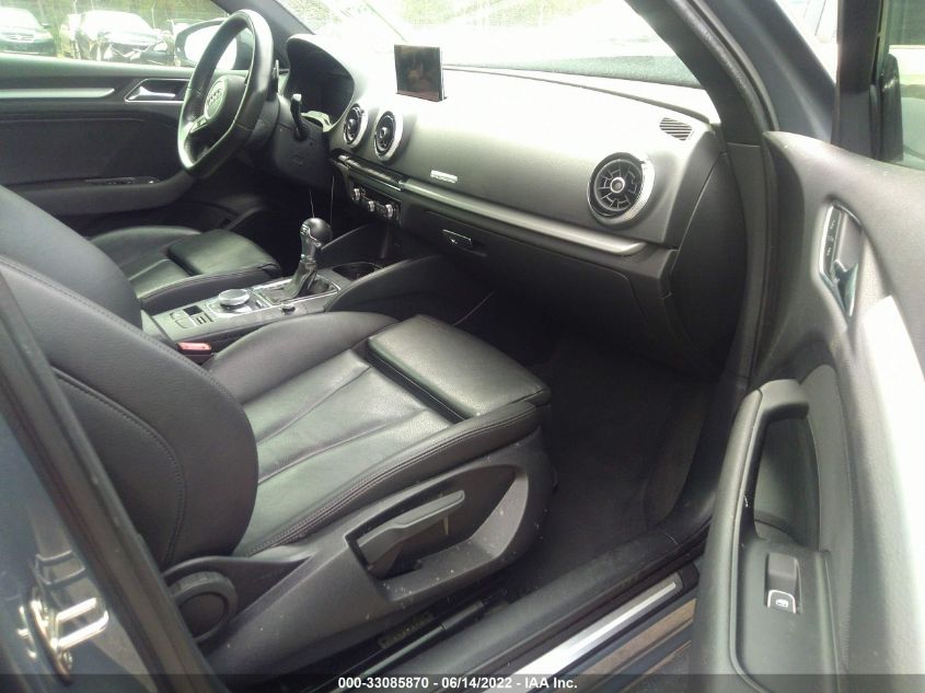2018 AUDI A3 SEDAN PREMIUM/TECH PREMIUM WAUAUGFF3J1084725