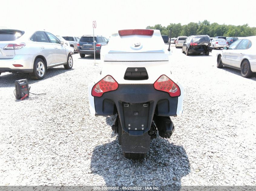2014 CAN-AM SPYDER ROADSTER RT/RTS/RT LIMITED 2BXNBDD15EV008982