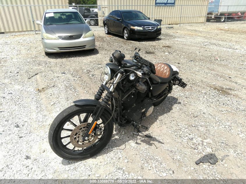 2011 HARLEY-DAVIDSON XL883 N 1HD4LE218BC437448
