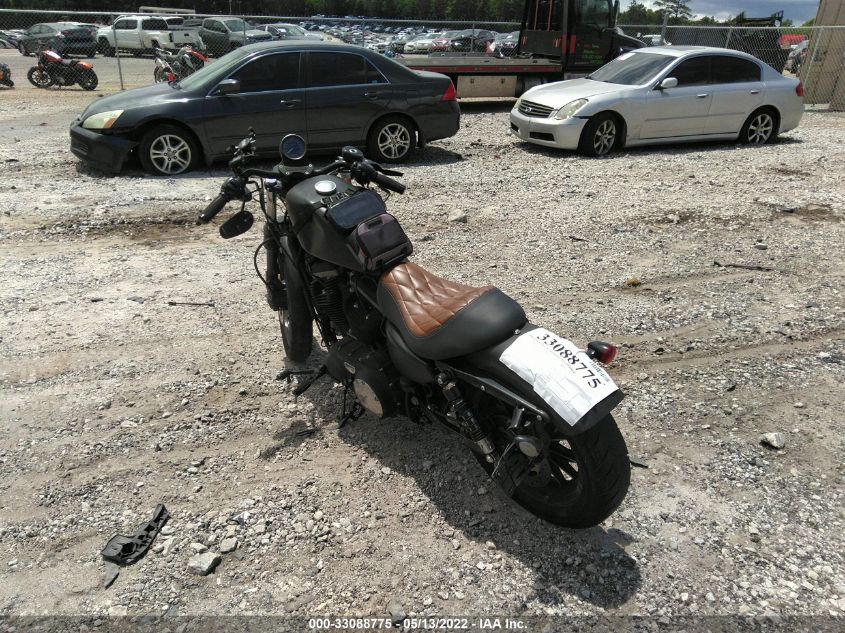 2011 HARLEY-DAVIDSON XL883 N 1HD4LE218BC437448
