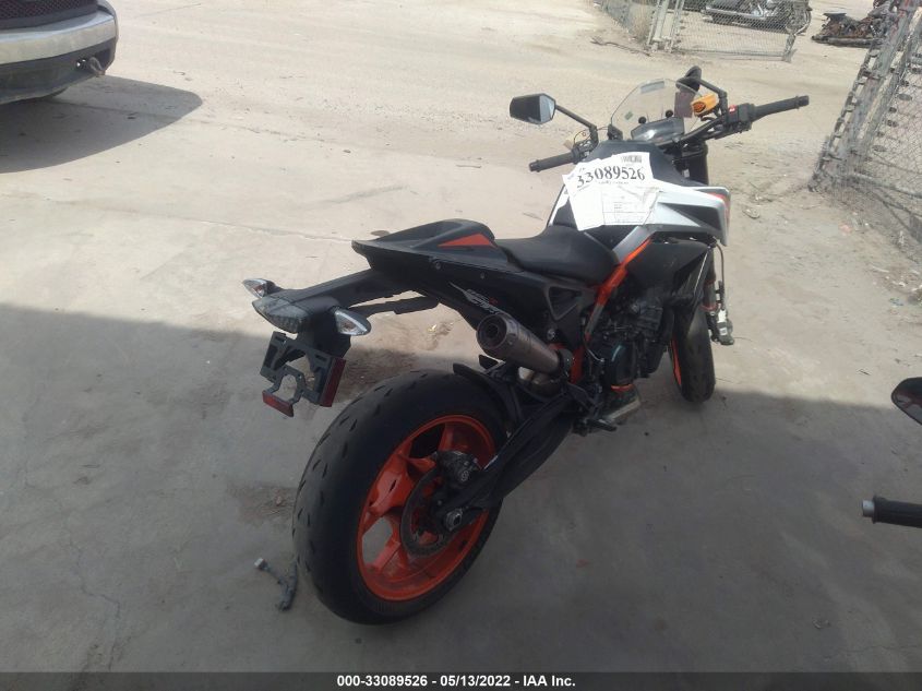 2021 KTM 890 DUKE R VBKTU9401MM811044