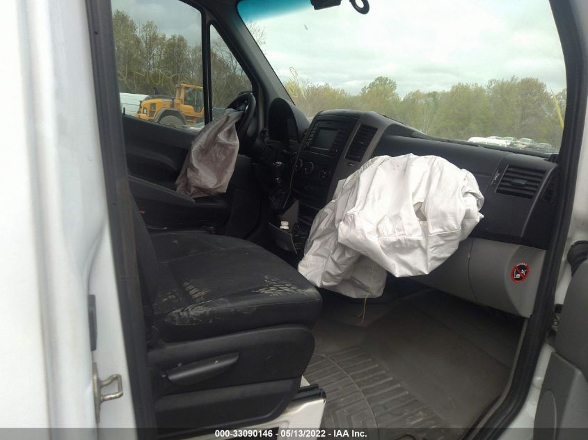 2015 MERCEDES-BENZ SPRINTER CARGO VANS WD3PE8CC2F5960446