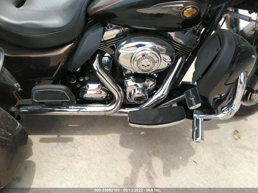 2013 HARLEY-DAVIDSON FLHTCUTG TRI GLIDE ULTRA CLSS/ANNV 1HD1MAM26DB853182
