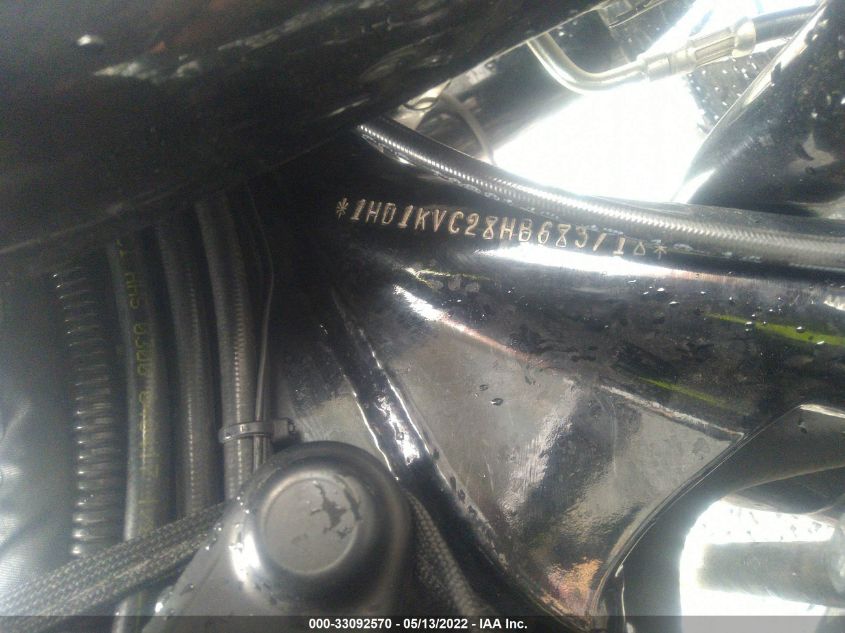 2017 HARLEY-DAVIDSON FLHRXS 1HD1KVC28HB683718