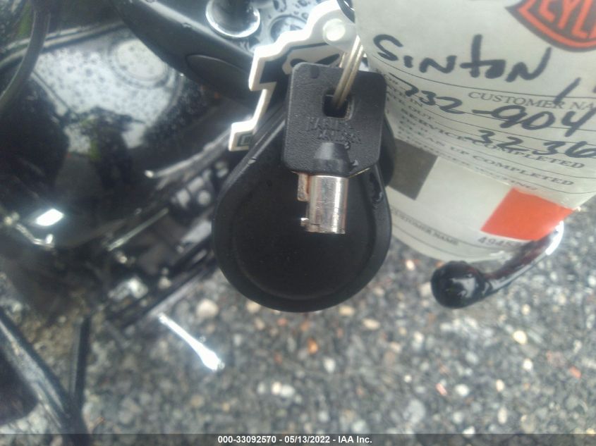 2017 HARLEY-DAVIDSON FLHRXS 1HD1KVC28HB683718