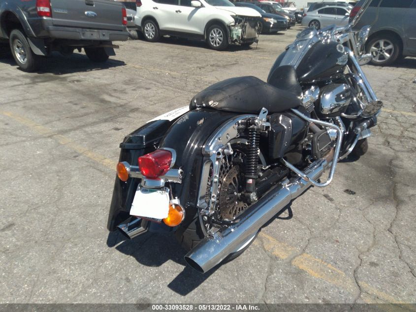 2018 HARLEY-DAVIDSON FLHR ROAD KING 1HD1FBC38JB649778