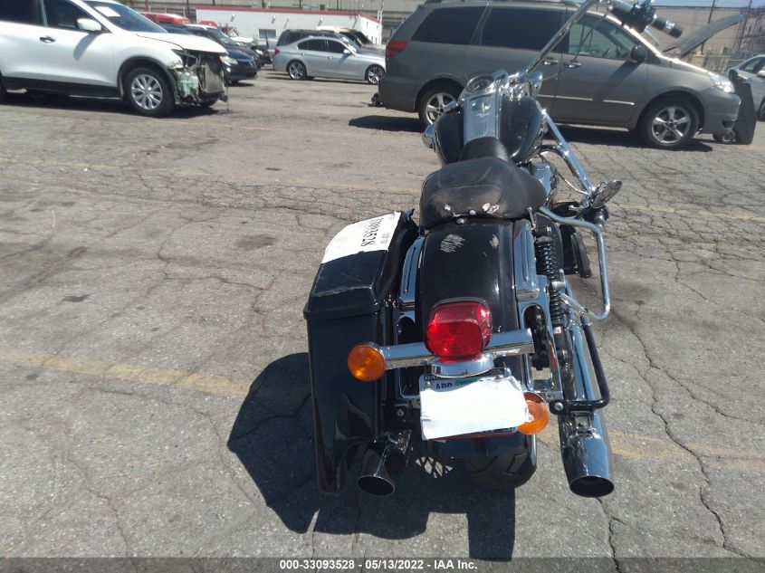 2018 HARLEY-DAVIDSON FLHR ROAD KING 1HD1FBC38JB649778