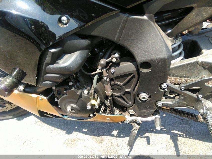 2020 YAMAHA YZFR1 JYARN66Y1LA000320